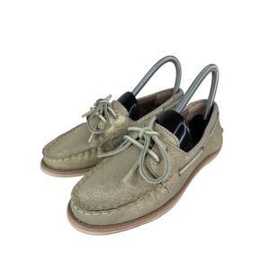 G.H. Bass & Co. Womens Bass-anchor Gold Boat Shoes Size 5